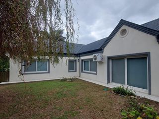 Foto 3 de Casa en  venta en Barrio Privado Cadaques - Funes