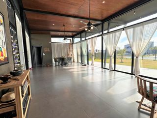 Foto 3 de CASA EN VENTA, SAN SEBASTIAN, AREA 5, 4 AMBIENTES