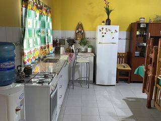 Foto 14 de VENTA casa centrica con pileta Coronel Brandsen