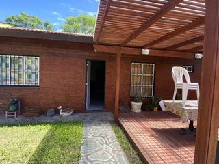 Foto 12 de VENTA casa centrica con pileta Coronel Brandsen