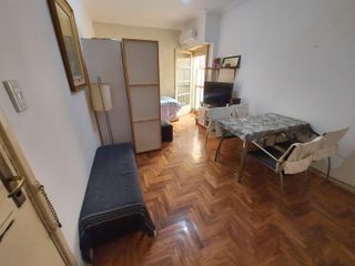Foto 1 de 2 amb 42 m2 - PH en Venta - Villa Pueyrredon - Apto Credito