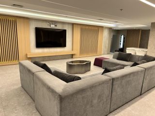 Foto 7 de CHATEAU  LIBERTADOR.  4 ambientes 286 metros.