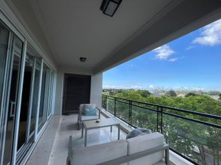 Foto 1 de CHATEAU  LIBERTADOR.  4 ambientes 286 metros.