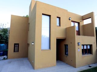 Foto 2 de Venta Casa en Barrio Semi Cerrado Los Ceibos Matheu Escobar