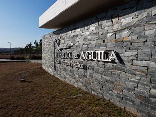 Foto 9 de Lote en Venta de 980 m2 - Puerto del Águila