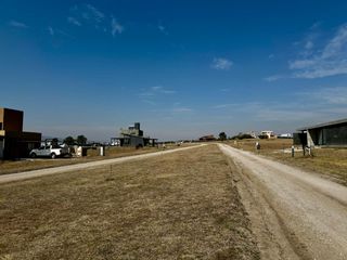 Foto 4 de Lote en Venta de 980 m2 - Puerto del Águila