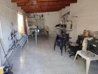 Foto 5 de Dúplex en venta - 4 Dormitorios 4 Baños - 100Mts2 - Villa Elvira, La Plata