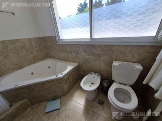Foto 18 de Casa en venta/alquiler  -Talar del Lago 1