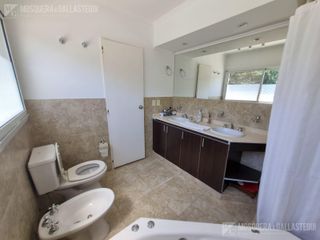 Foto 20 de Casa en venta/alquiler  -Talar del Lago 1