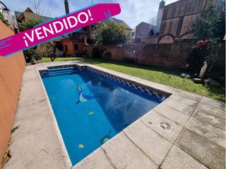 Foto 1 de VENDIDO !! CASA DE 4 AMB, JARDIN, PILETA, QUINCHO, COCHERA PARA 2 AUTOS - VILLA DEVOTO