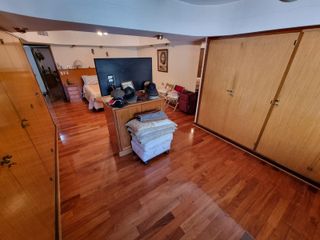 Foto 27 de VENDIDO !! CASA DE 4 AMB, JARDIN, PILETA, QUINCHO, COCHERA PARA 2 AUTOS - VILLA DEVOTO