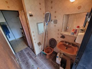 Foto 15 de VENDIDO !! CASA DE 4 AMB, JARDIN, PILETA, QUINCHO, COCHERA PARA 2 AUTOS - VILLA DEVOTO