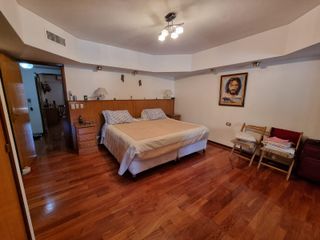 Foto 25 de VENDIDO !! CASA DE 4 AMB, JARDIN, PILETA, QUINCHO, COCHERA PARA 2 AUTOS - VILLA DEVOTO