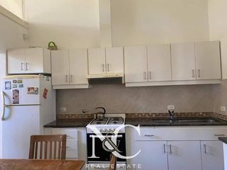 Foto 4 de Casa en  alquiler equipada para 9 personas en Carilo