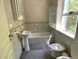 Foto 10 de Casa en  alquiler equipada para 9 personas en Carilo