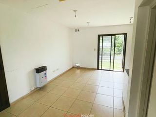 Foto 4 de Duplex en Venta/Alquiler en Villa Allende - 2 Dormitorios - Cochera, Asador y Pileta - Seguridad