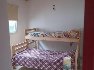 Foto 3 de PH en venta - 2 Dormitorios 1 Baño - Cochera - 70Mts2 - Aguas Verdes
