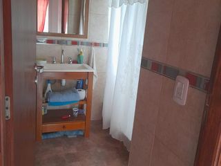 Foto 4 de PH en venta - 2 Dormitorios 1 Baño - Cochera - 70Mts2 - Aguas Verdes