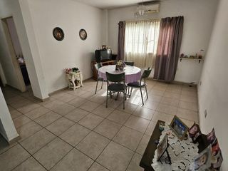 Foto 3 de En Venta | Hermoso Departamento en Planta Baja con Cochera en Moreno Centro (Lado Sur)