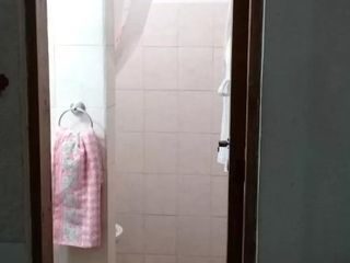 Foto 10 de Casa en venta - 3 Dormitorios 2 Baños - Cochera - 300Mts2 - Quequén, Necochea