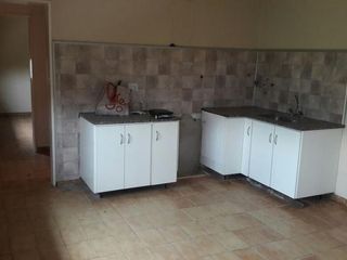 Foto 3 de Casa  con fondo libre! Ideal varias familias o renta