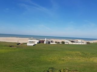 Foto 18 de Departamento frente al mar - Pinamar
