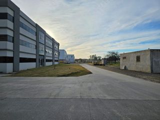 Foto 8 de NAVE INDUSTRIAL/LOGISTICA DE 5.000 M2 EN ALQUILER EN PILAR