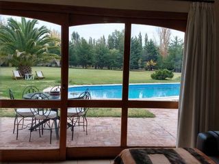 Foto 9 de Casa en venta - 5 Dormitorios 3 Baños - Cocheras - 30.780Mts2 - Rama Caída, San Rafael