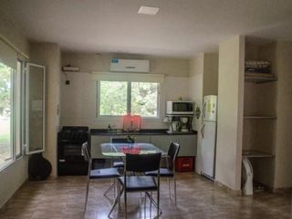 Foto 30 de Casa en venta - 5 Dormitorios 3 Baños - Cocheras - 30.780Mts2 - Rama Caída, San Rafael