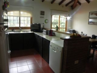 Foto 11 de Casa en venta - 5 Dormitorios 3 Baños - Cocheras - 30.780Mts2 - Rama Caída, San Rafael