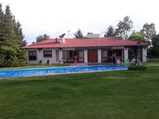Foto 49 de Casa en venta - 5 Dormitorios 3 Baños - Cocheras - 30.780Mts2 - Rama Caída, San Rafael