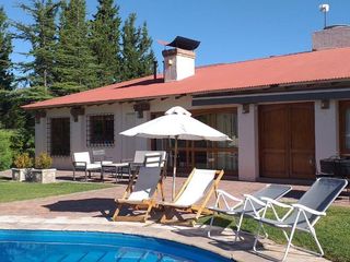 Foto 38 de Casa en venta - 5 Dormitorios 3 Baños - Cocheras - 30.780Mts2 - Rama Caída, San Rafael