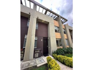 Foto 18 de CONJUNTO RESIDENCIAL WAYRA CODIGO 1071