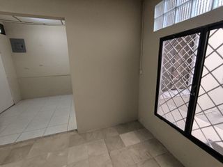 Foto 11 de Casa en Venta, Ciudadela Ietel, Norte Guayaquil, MaxB