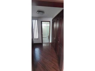 Foto 5 de SE VENDE APARTAMENTO EN LA CASTELLANA ARMENIA