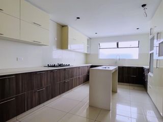 Foto 4 de DE ESTRENO, EN CONDOMINIO Y  NO PAGA  ALCABALA!