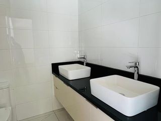 Foto 12 de DE ESTRENO, EN CONDOMINIO Y  NO PAGA  ALCABALA!