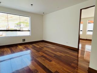 Foto 13 de DE ESTRENO, EN CONDOMINIO Y  NO PAGA  ALCABALA!