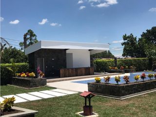 Foto 8 de VENTA CHALET PARA ESTRENAR VIA AL AEROPUERTO