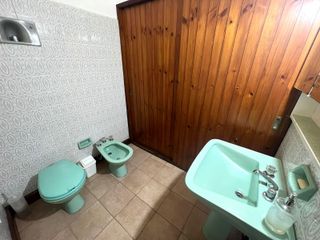 Foto 18 de Casa en ALQUILER  -  Consultorios  Odontologicos -  Fisherton