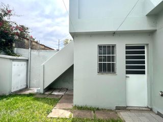 Foto 3 de Casa en ALQUILER  -  Consultorios  Odontologicos -  Fisherton