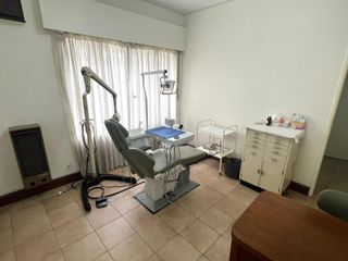 Foto 11 de Casa en ALQUILER  -  Consultorios  Odontologicos -  Fisherton