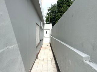 Foto 6 de Casa en ALQUILER  -  Consultorios  Odontologicos -  Fisherton