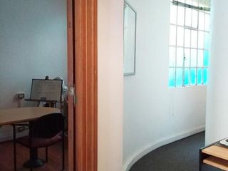 Foto 7 de 4 ambientes en retiro - Apto Profesional - Showroom - Atipico
