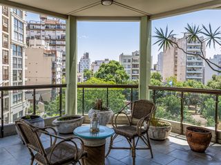 Foto 6 de EXCELENTE PISO - VENTA - 4 AMB - SUITE - 3 BALCONES - 2 COCHERAS - RAMOS MEJIA