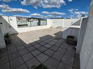 Foto 19 de Lindísimo departamento en piso 3ro. amplio 2 ambientes con balcón aterrazado y cochera