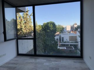 Foto 12 de Lindísimo departamento en piso 3ro. amplio 2 ambientes con balcón aterrazado y cochera