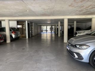 Foto 24 de Lindísimo departamento en piso 3ro. amplio 2 ambientes con balcón aterrazado y cochera