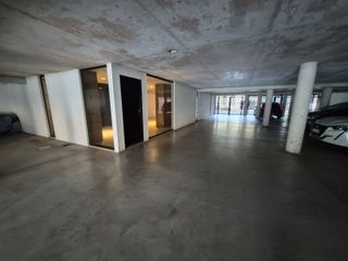 Foto 3 de Lindísimo departamento en piso 3ro. amplio 2 ambientes con balcón aterrazado y cochera