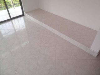 Foto 18 de VENDO CASA VIA MELGAR-GORARDOT 4H $650 M.M. NEGOCIABLES.